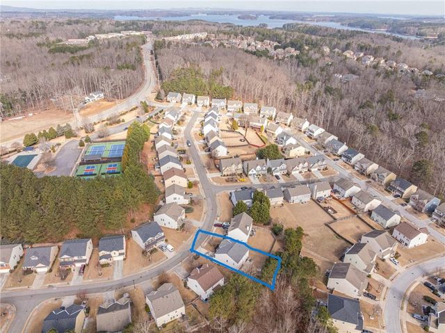 6821 Pierless Avenue, Sugar Hill, GA 30518