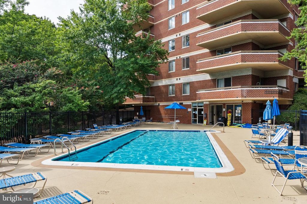 1276 N WAYNE ST #1024, Arlington, VA 22201