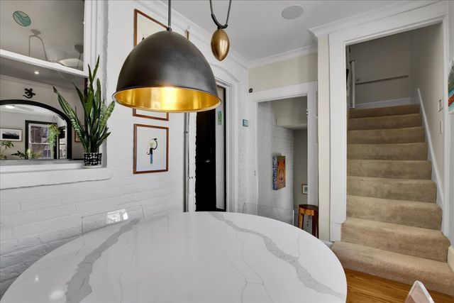 2030 W Shakespeare Avenue, Chicago, IL 60647