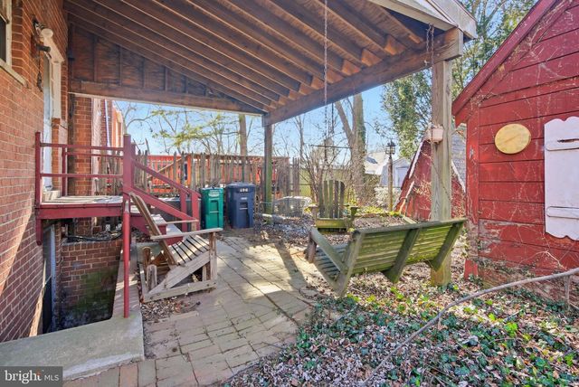 5818 33RD PL, Hyattsville, MD 20782