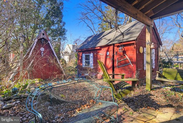 5818 33RD PL, Hyattsville, MD 20782