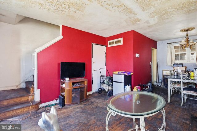 5818 33RD PL, Hyattsville, MD 20782