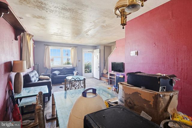 5818 33RD PL, Hyattsville, MD 20782