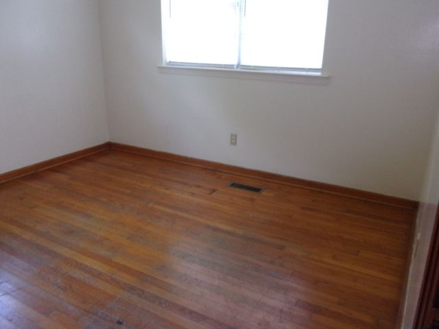 116 Marks Cir Apt A, Lebanon, TN 37087