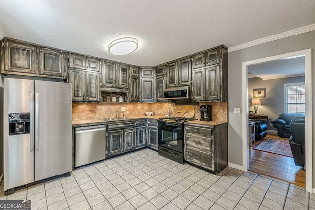 1817 Penrose Court, Powder Springs, GA 30127