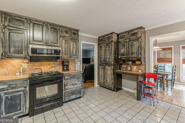 1817 Penrose Court, Powder Springs, GA 30127