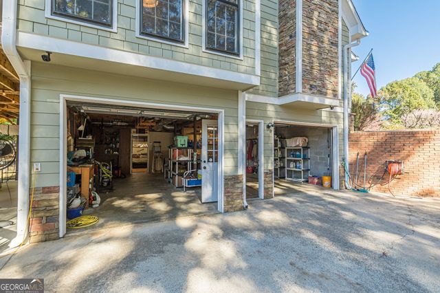 1817 Penrose Court, Powder Springs, GA 30127