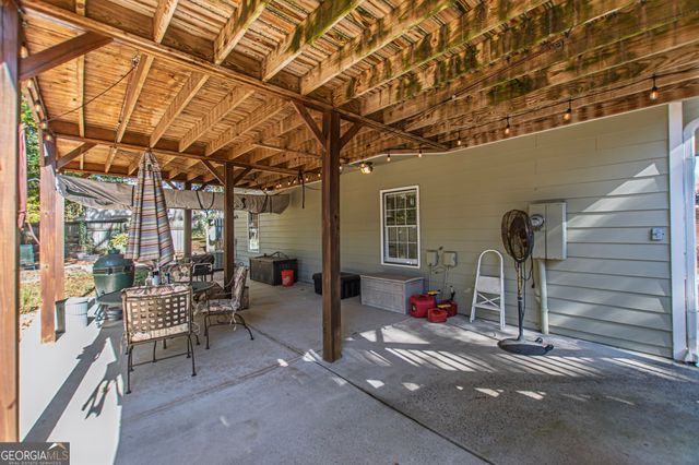 1817 Penrose Court, Powder Springs, GA 30127