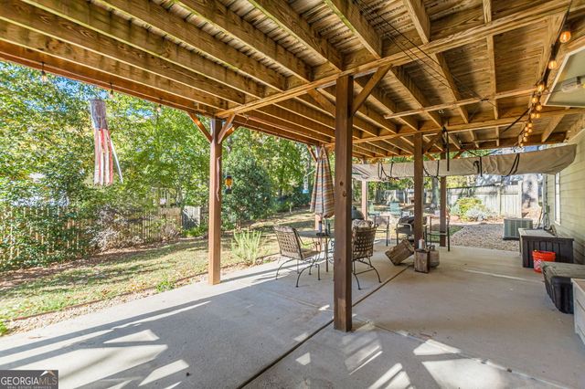 1817 Penrose Court, Powder Springs, GA 30127