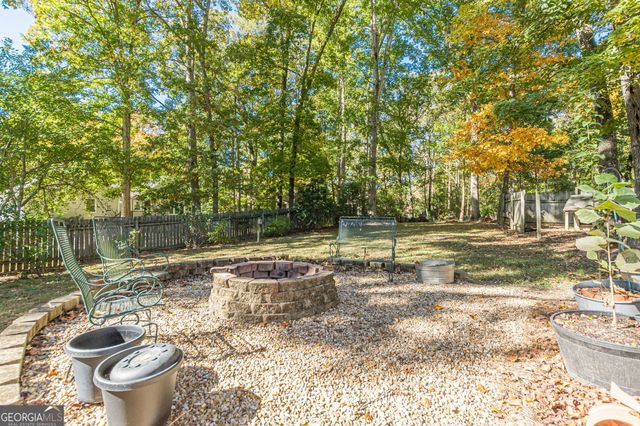 1817 Penrose Court, Powder Springs, GA 30127