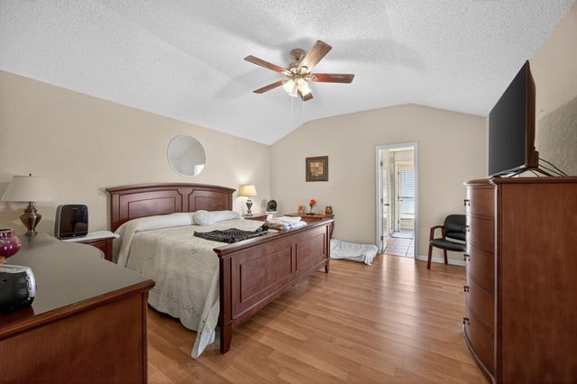 2411 Amber Hill Lane, Euless, TX 76039