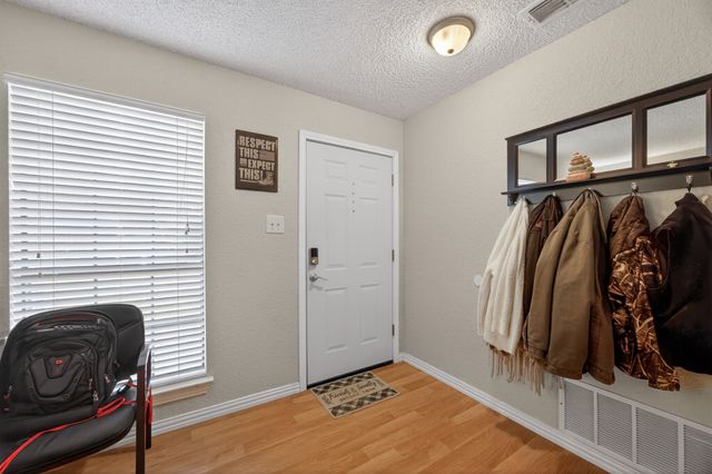 2411 Amber Hill Lane, Euless, TX 76039