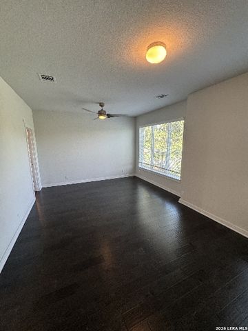 7914 Roanoke Run Unit 27, San Antonio, TX 78240