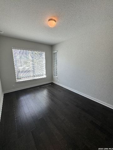 7914 Roanoke Run Unit 27, San Antonio, TX 78240