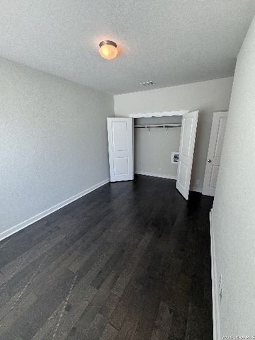 7914 Roanoke Run Unit 27, San Antonio, TX 78240