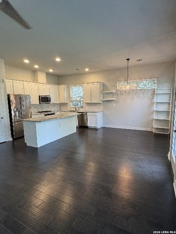7914 Roanoke Run Unit 27, San Antonio, TX 78240