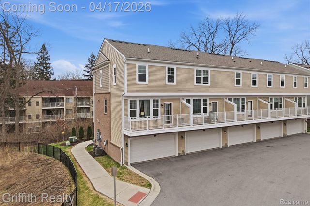 614 Anne Avenue, Brighton, MI 48116
