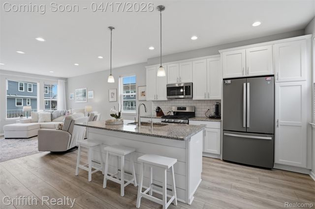 614 Anne Avenue, Brighton, MI 48116