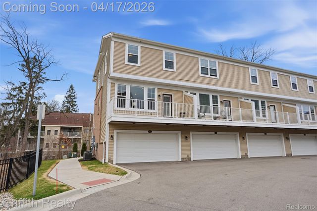 614 Anne Avenue, Brighton, MI 48116
