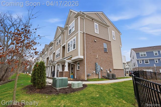 614 Anne Avenue, Brighton, MI 48116