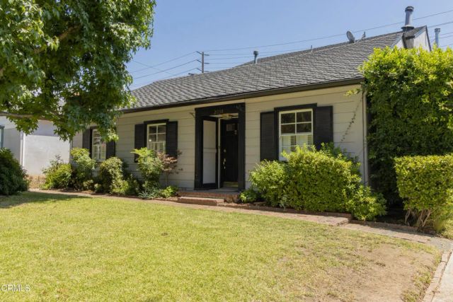 2058 Stratford Avenue, South Pasadena, CA 91030