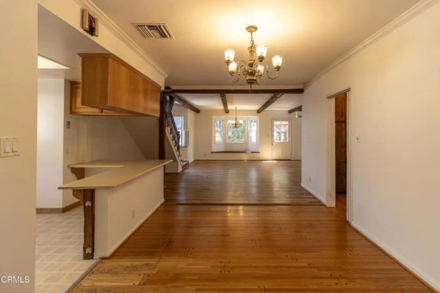 2058 Stratford Avenue, South Pasadena, CA 91030