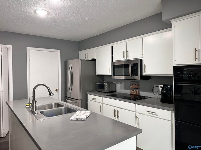 701 Fagan Springs Drive SE, Huntsville, AL 35801