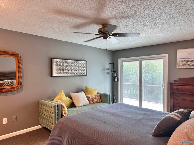 701 Fagan Springs Drive SE, Huntsville, AL 35801