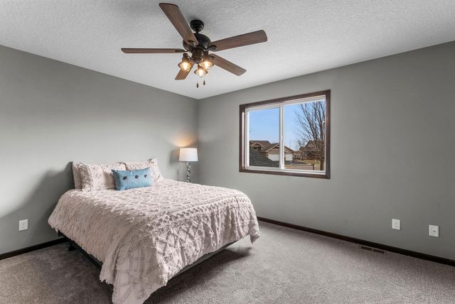 1429 18th Avenue SE, Cambridge, MN 55008