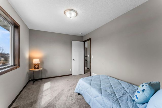 1429 18th Avenue SE, Cambridge, MN 55008