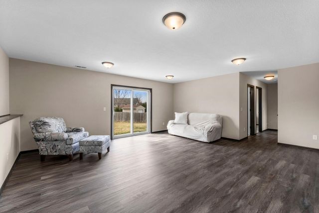 1429 18th Avenue SE, Cambridge, MN 55008