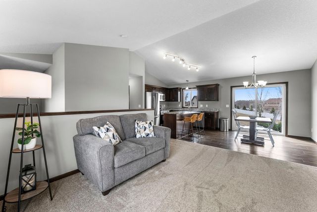 1429 18th Avenue SE, Cambridge, MN 55008