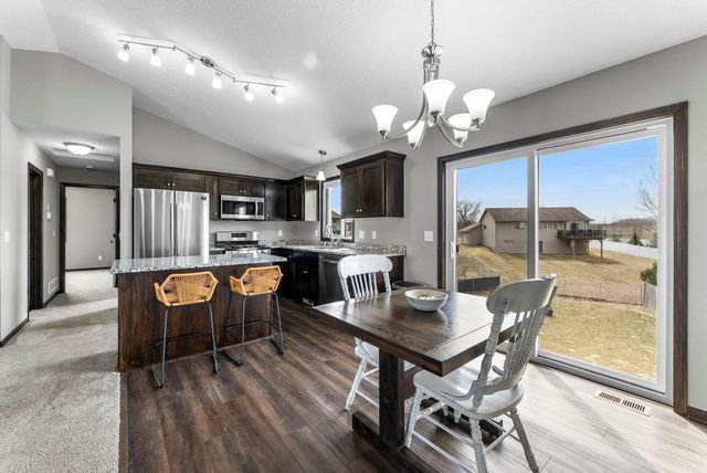 1429 18th Avenue SE, Cambridge, MN 55008