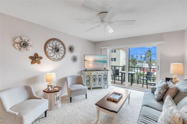 915 BEACH ROAD 318, Sarasota, FL 34242