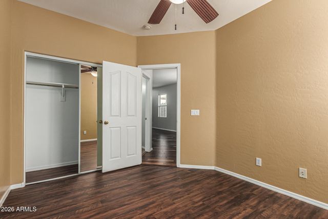 736 N LAGUNA Drive, Gilbert, AZ 85233