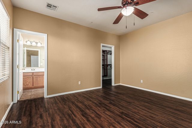 736 N LAGUNA Drive, Gilbert, AZ 85233