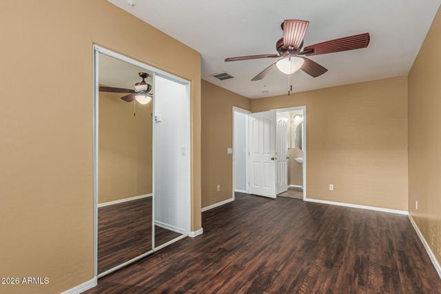 736 N LAGUNA Drive, Gilbert, AZ 85233