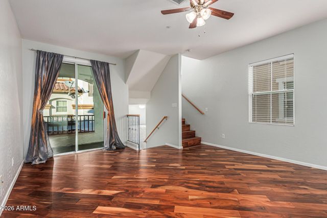 736 N LAGUNA Drive, Gilbert, AZ 85233