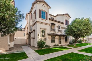 736 N LAGUNA Drive, Gilbert, AZ 85233