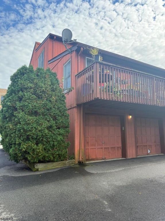 233 Nesbit Ter 2, Irvington Twp., NJ 07111 — photo 3