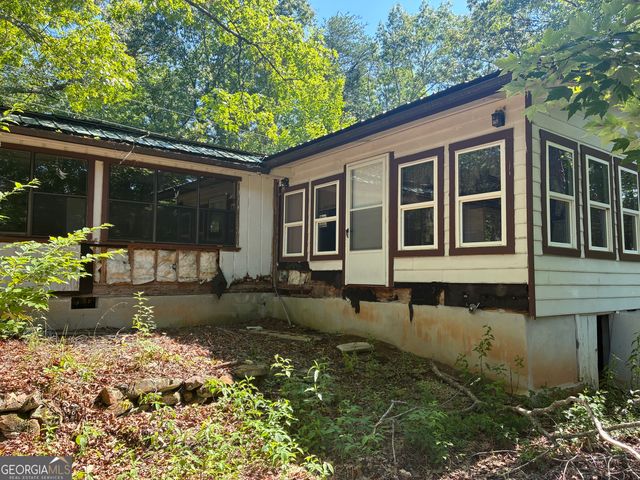 90 Old Stone Place, Tallulah Falls, GA 30573