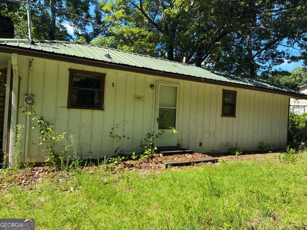 90 Old Stone Place, Tallulah Falls, GA 30573