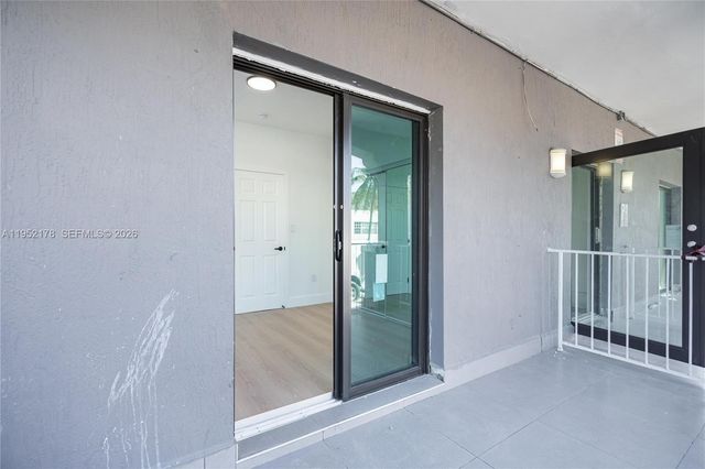 629 SW 10th Ave 1, Miami, FL 33130