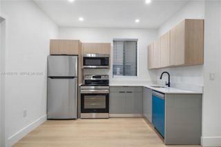 629 SW 10th Ave 1, Miami, FL 33130