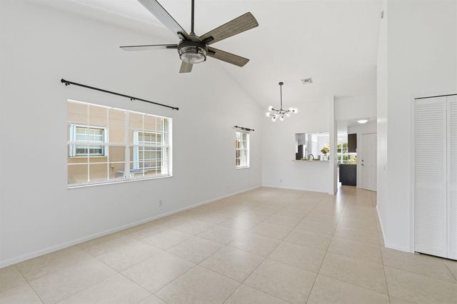 6616 Marissa Circle, Lake Worth, FL 33467