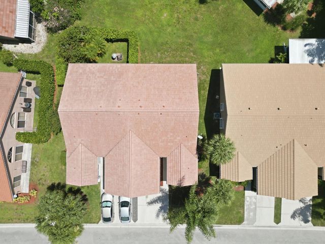 6616 Marissa Circle, Lake Worth, FL 33467
