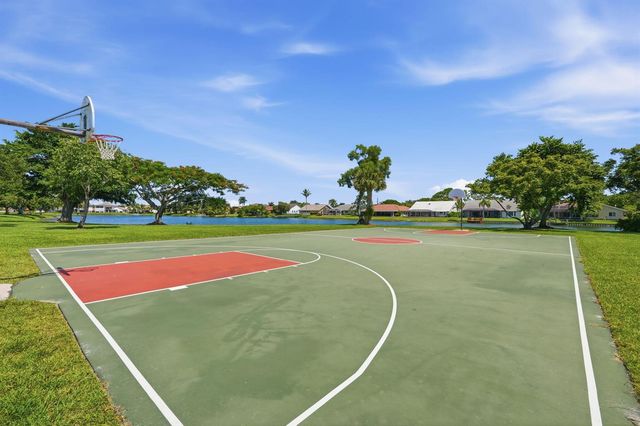 6616 Marissa Circle, Lake Worth, FL 33467
