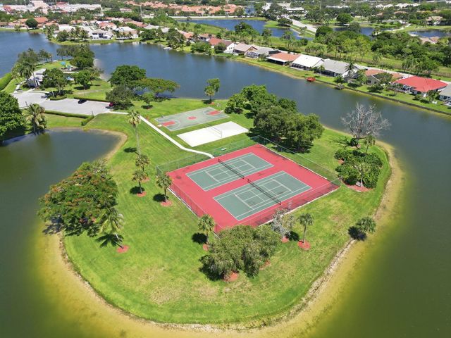 6616 Marissa Circle, Lake Worth, FL 33467