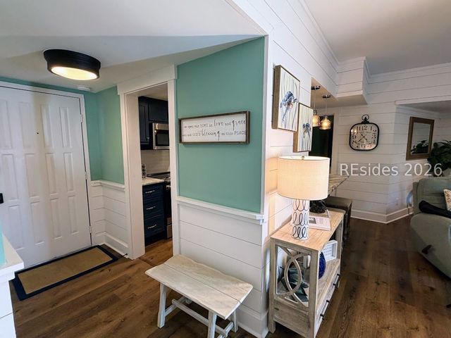 10 S Forest Beach Dr Apt 104, Hilton Head Island, SC 29928