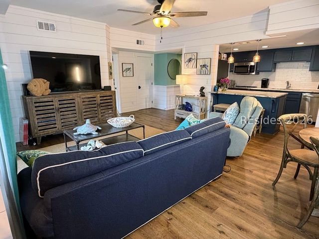 10 S Forest Beach Dr Apt 104, Hilton Head Island, SC 29928